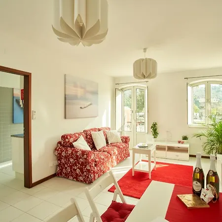 Encosta Retreat Апартаменты *